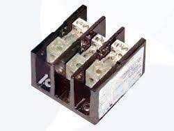 M413865 Power distribution box 3 pole